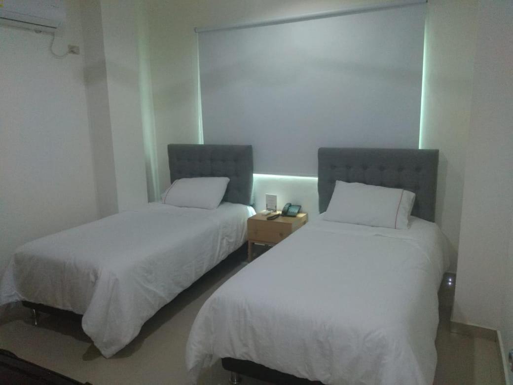 Onoma Hotel Lorica Dış mekan fotoğraf