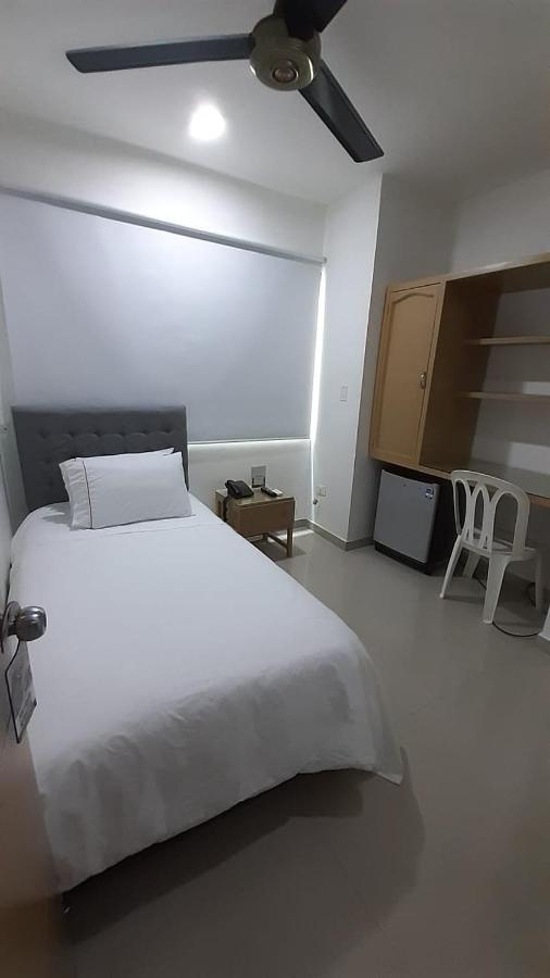 Onoma Hotel Lorica Dış mekan fotoğraf